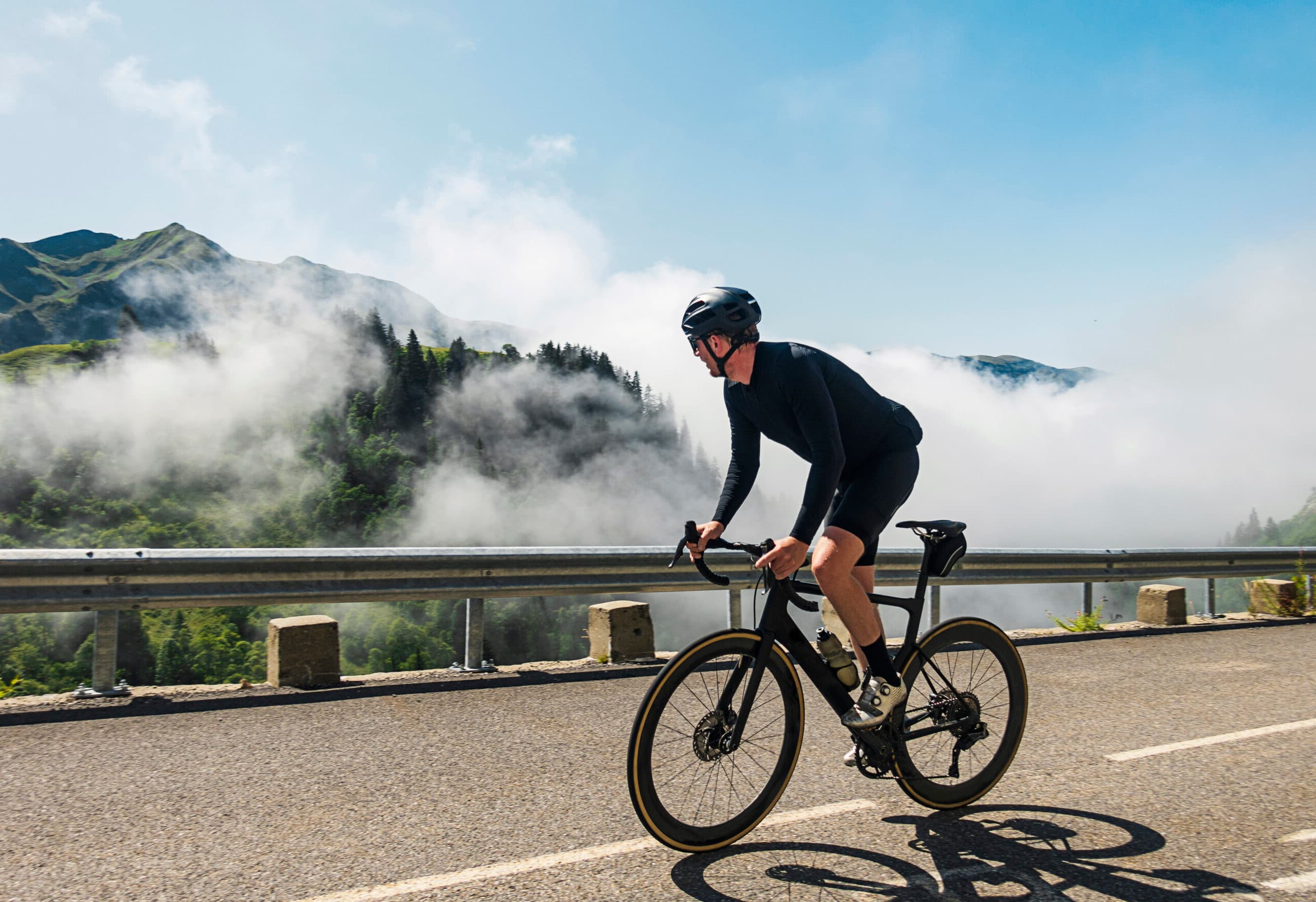 Header decathlon insurance use-case